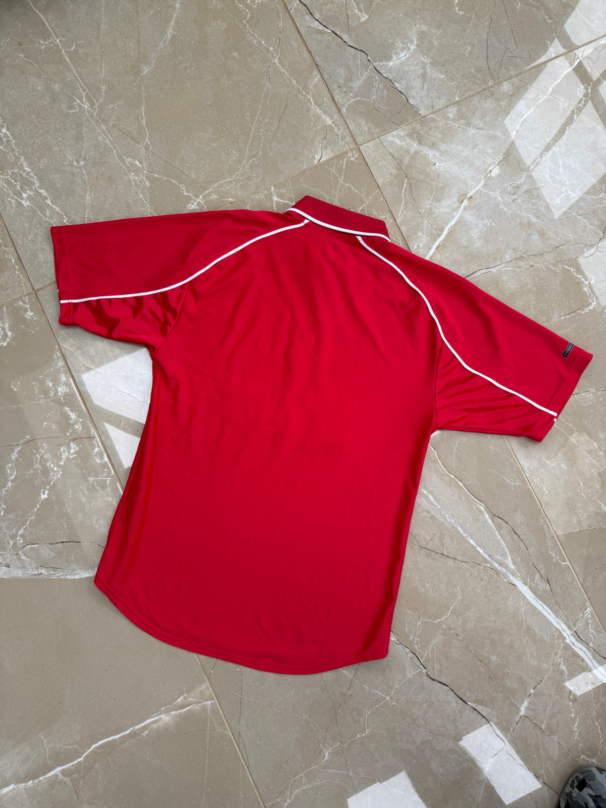 Liverpool 2000/02 Reebok Home Shirt - S
