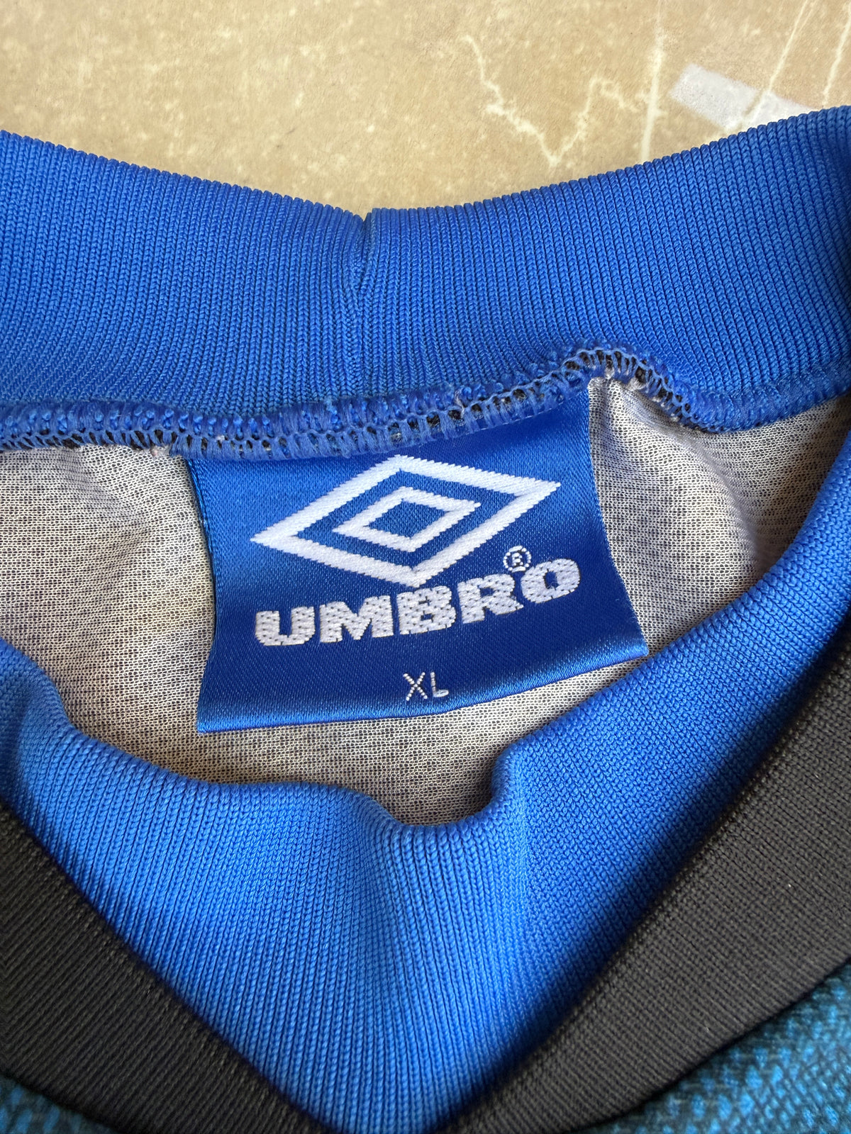 Inter Milan 1995/96 Umbro Training Shirt - XL