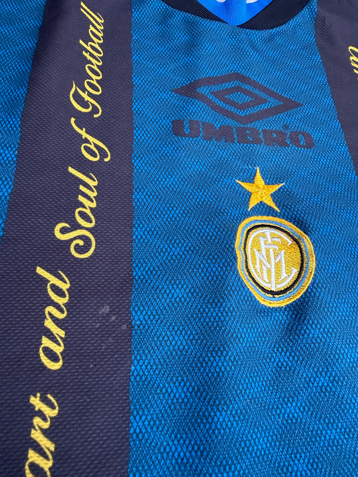 Inter Milan 1995/96 Umbro Training Shirt - XL