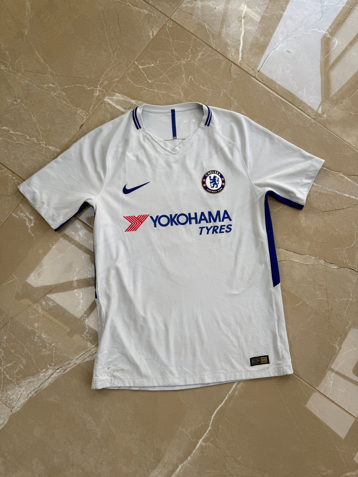 Chelsea 2017/18 Nike 'Player Fit' Away Shirt - M (Morata #9)