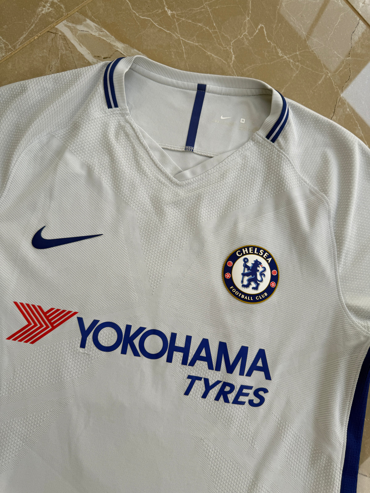 Chelsea 2017/18 Nike 'Player Fit' Away Shirt - M (Morata #9)