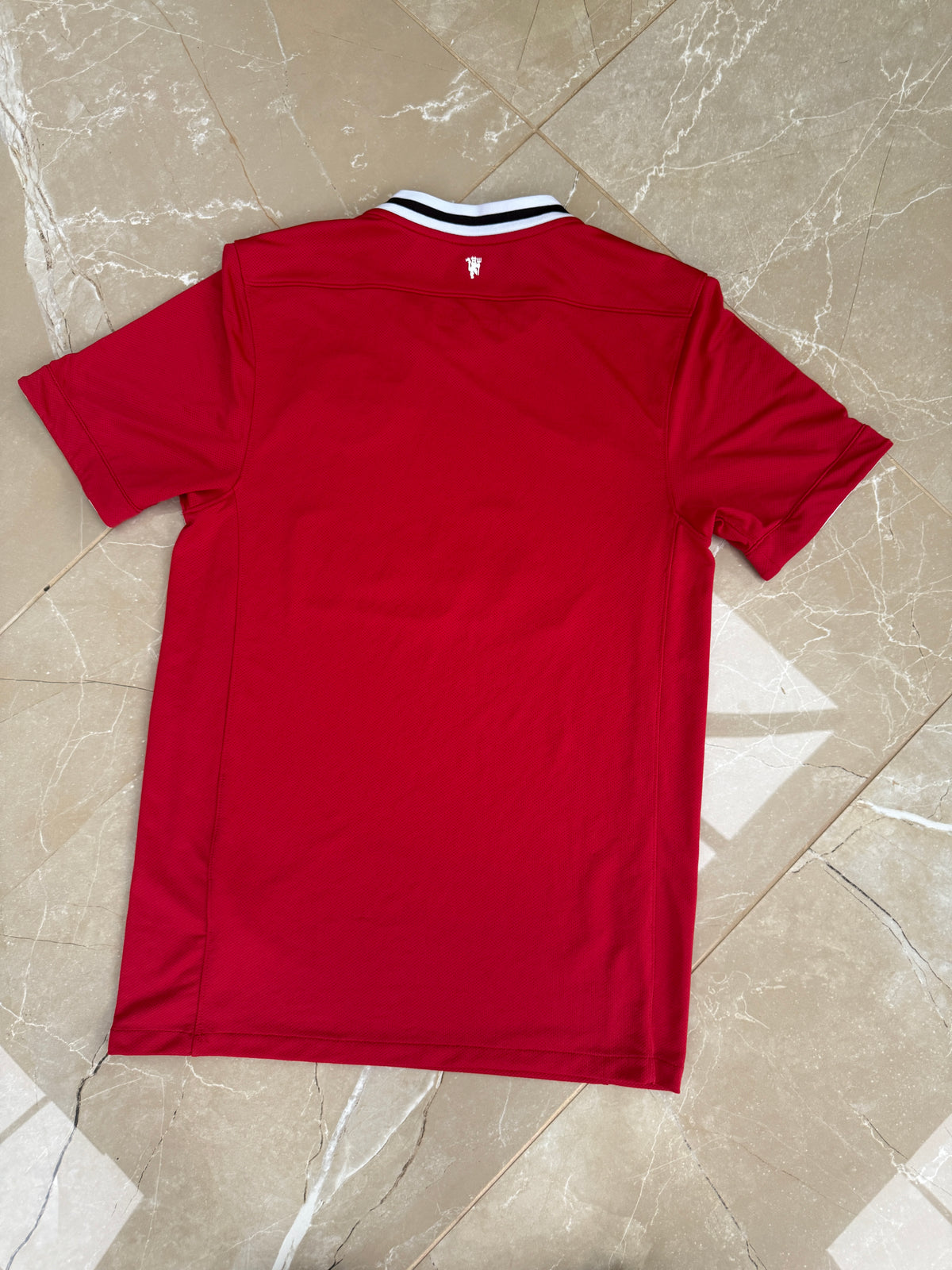 Manchester United 2011/12 Nike Home Shirt - S
