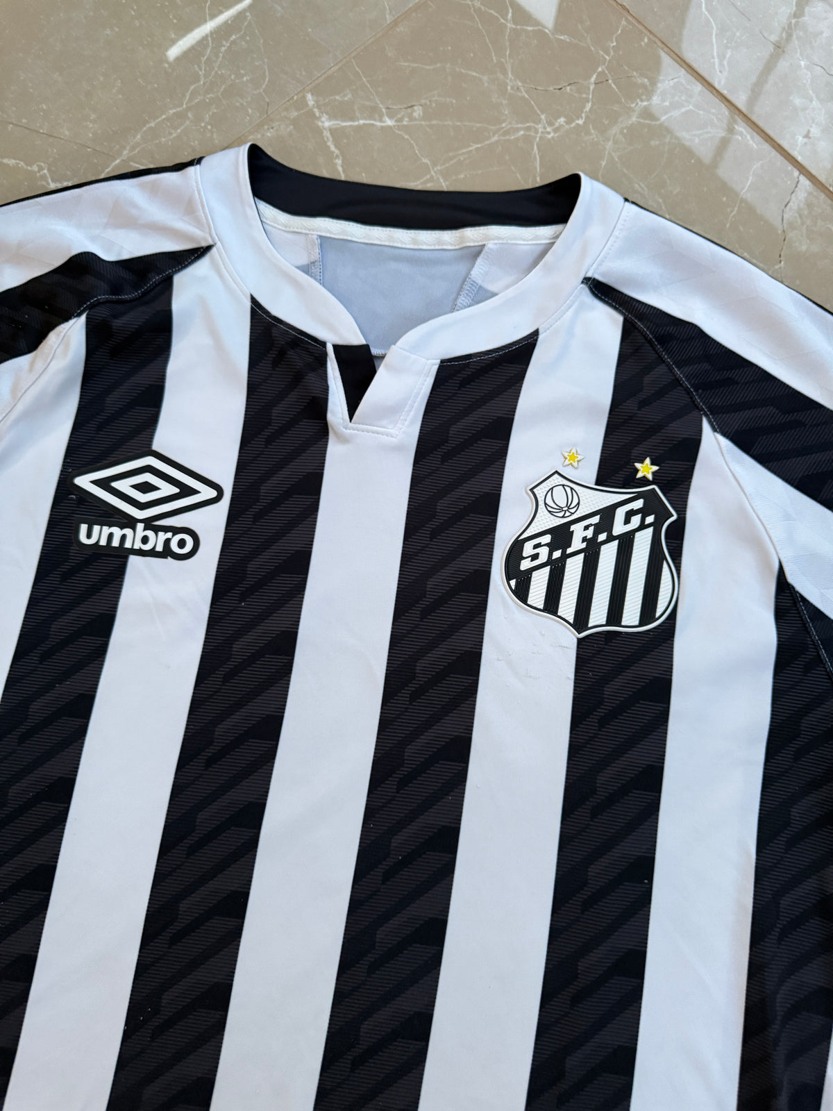 Santos 2020/21 Umbro Home Shirt - M