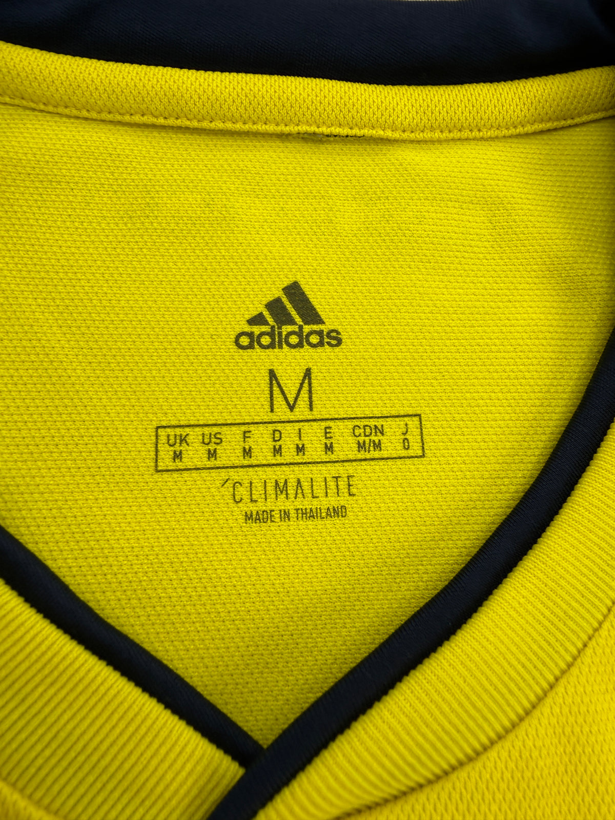 Colombia 2018/19 Adidas Home Shirt - M