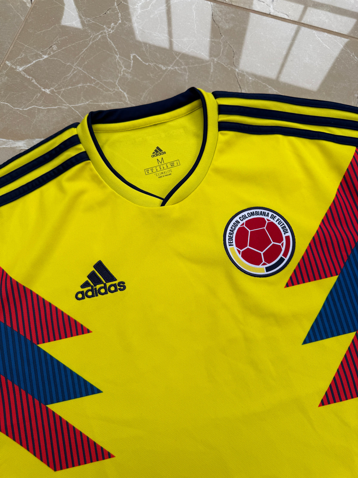 Colombia 2018/19 Adidas Home Shirt - M
