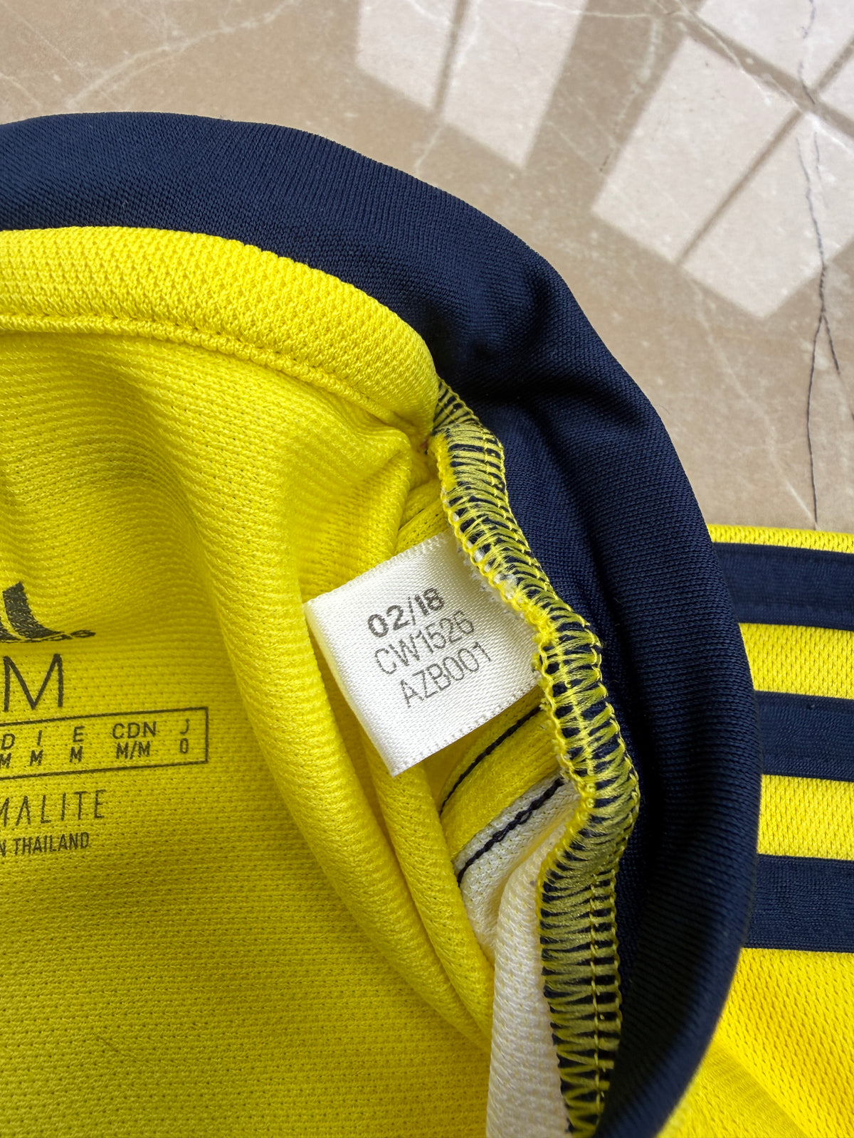 Colombia 2018/19 Adidas Home Shirt - M