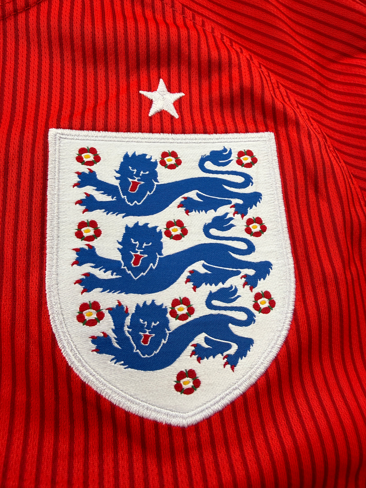 England 2014/15 Nike Away Shirt - S