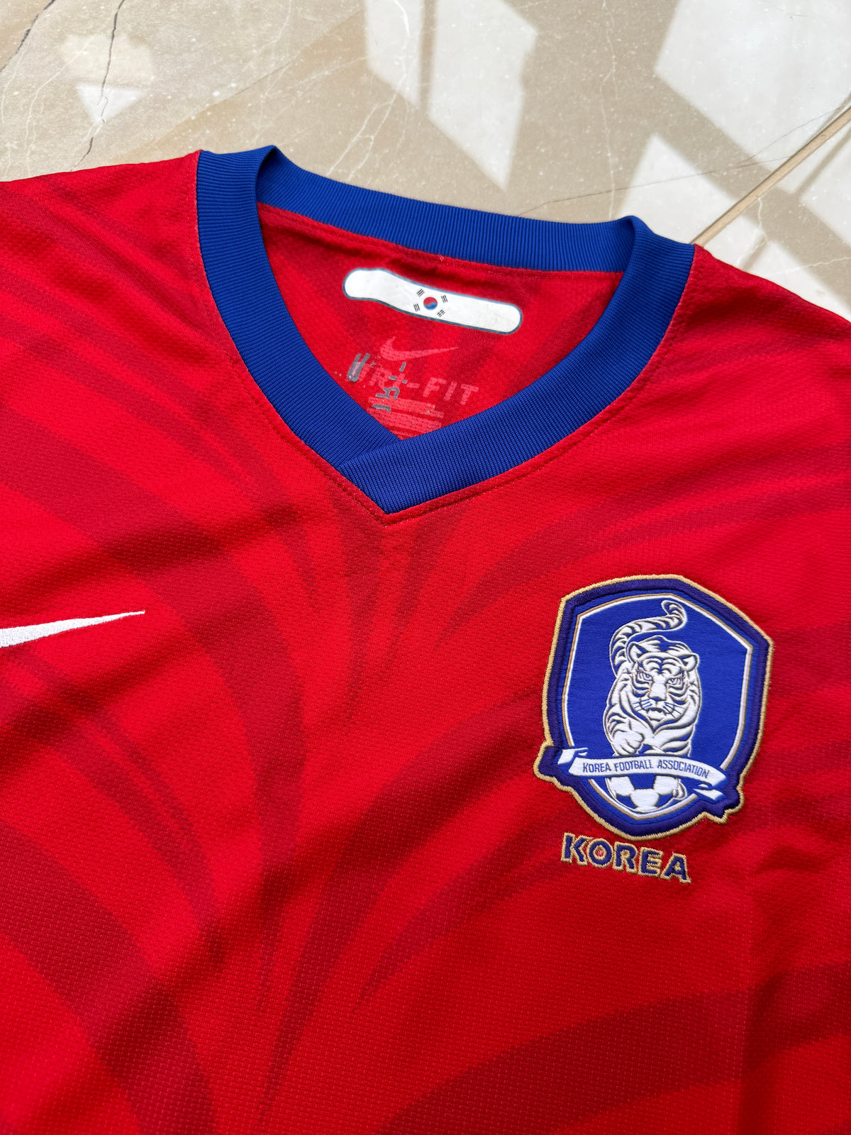 South Korea 2010/11 Nike Home Shirt - M
