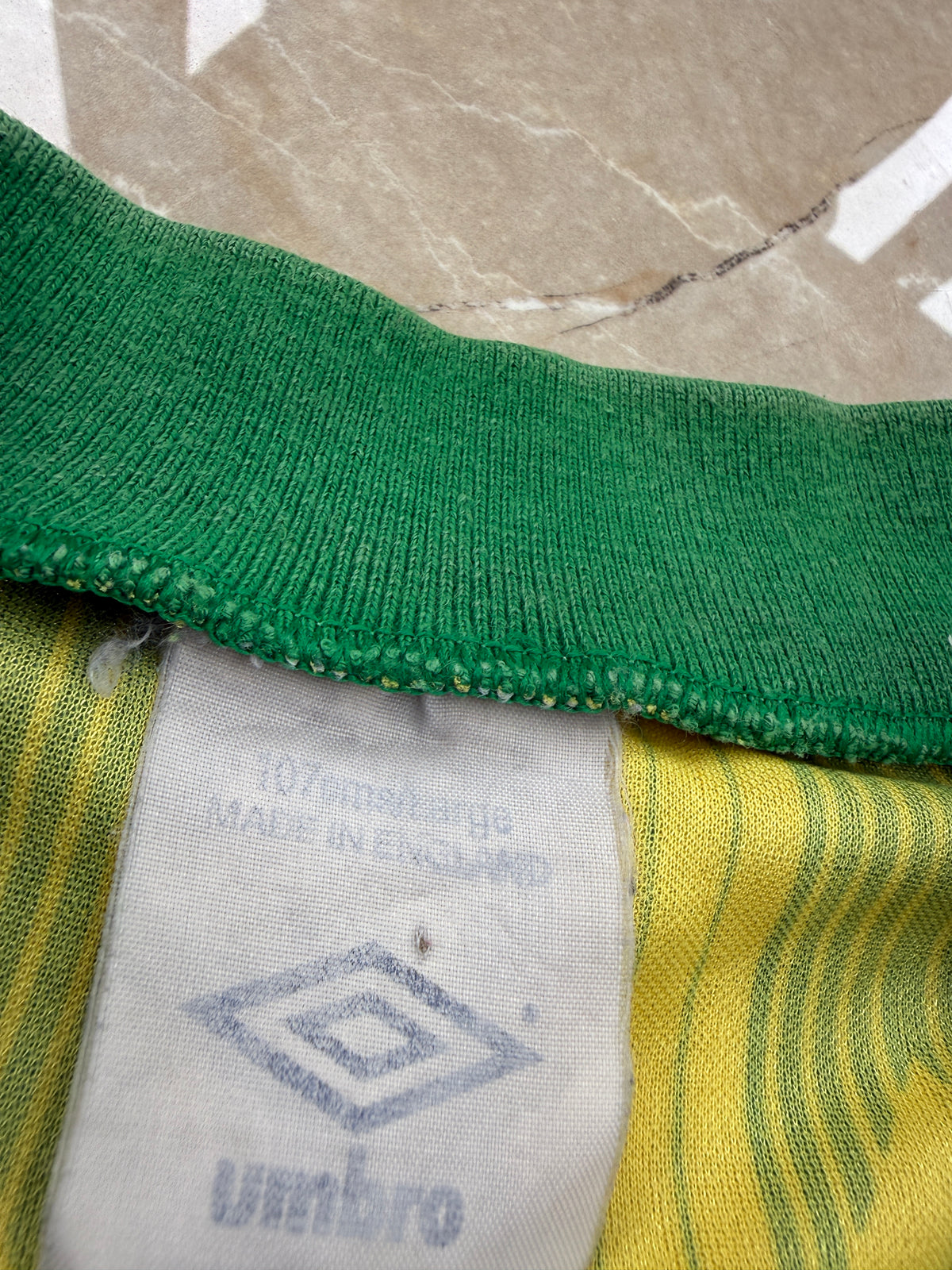 Celtic 1989/91 Umbro Third Shirt - L