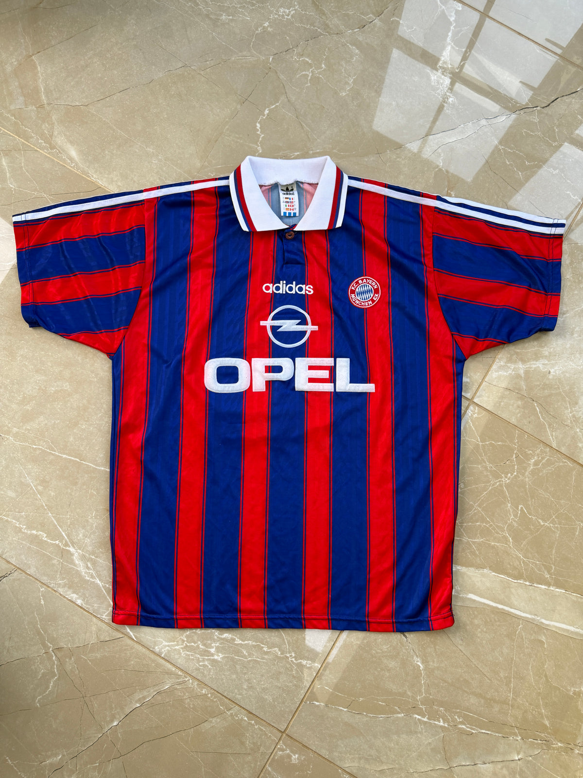 Bayern Munich 1995/96 Adidas Home Shirt - L (Klinsmann #18)