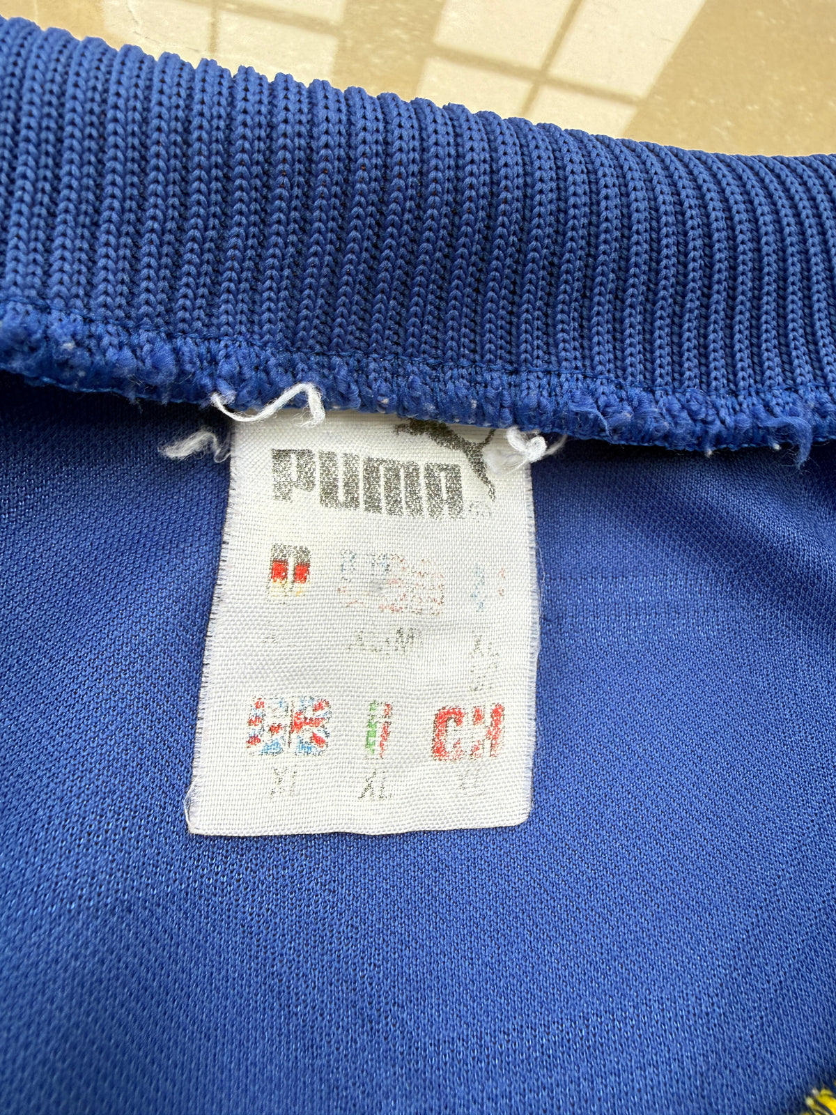 Ukraine 1997/98 Puma Away Shirt - L