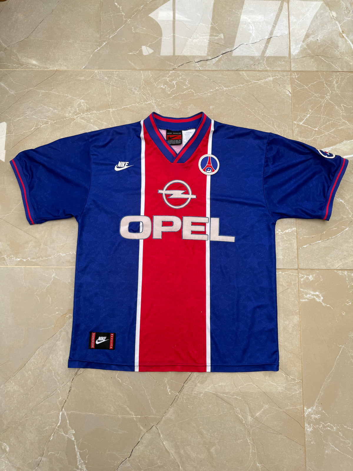 Paris Saint-Germain 1995/96 Nike Home Shirt - L