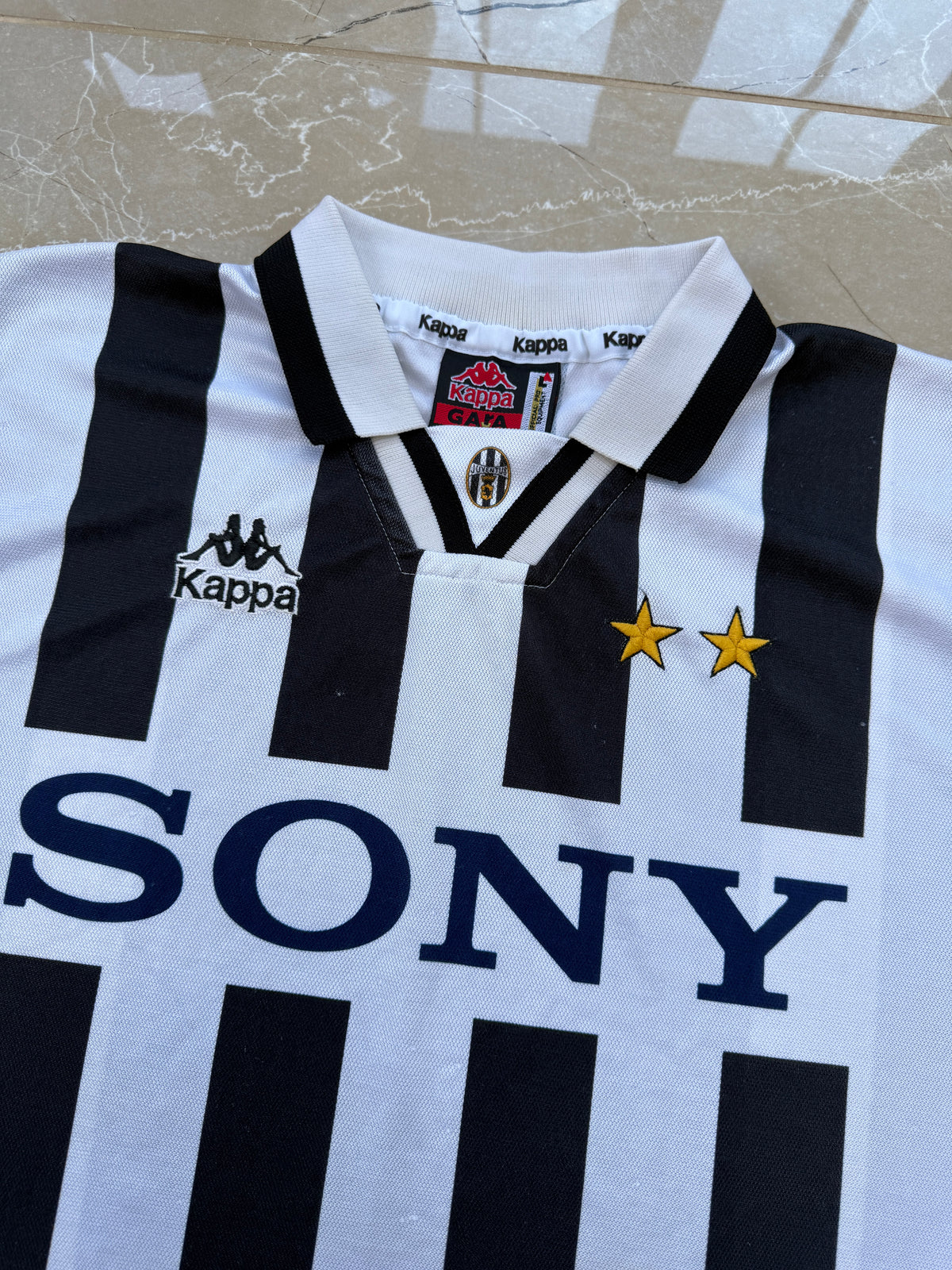 Juventus 1995/97 Kappa Home Shirt - L