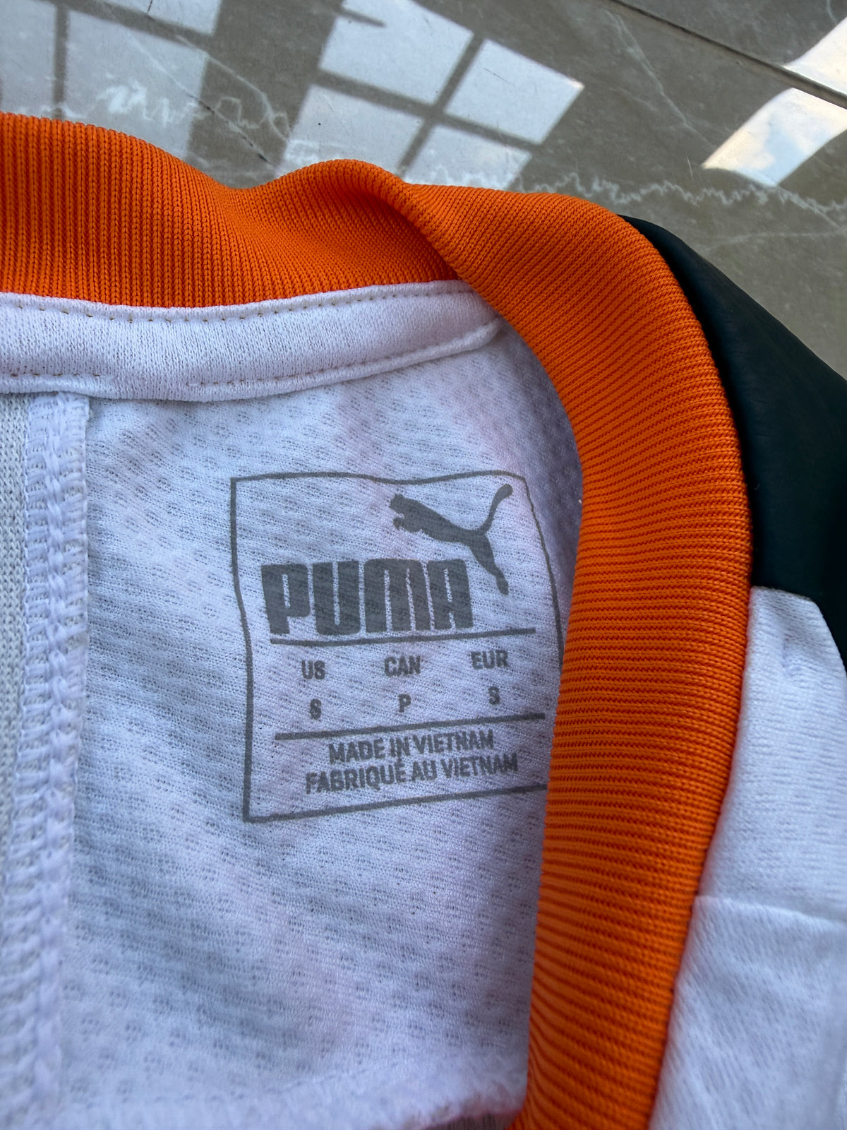 Valencia 2019/20 Puma Home Shirt - S